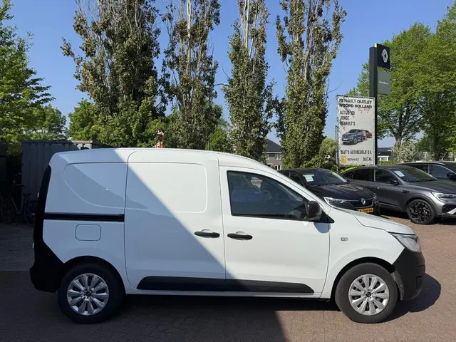 Renault Express 1.3 TCe 100 Comfort Benzine!! 2023 Benzine 4