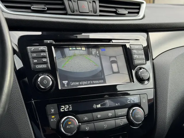 Nissan QASHQAI 1.2 N-Connecta 2018 Benzine 18