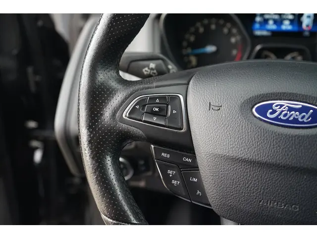 Ford Focus Wagon 1.0 St-line 2018 Benzine 15