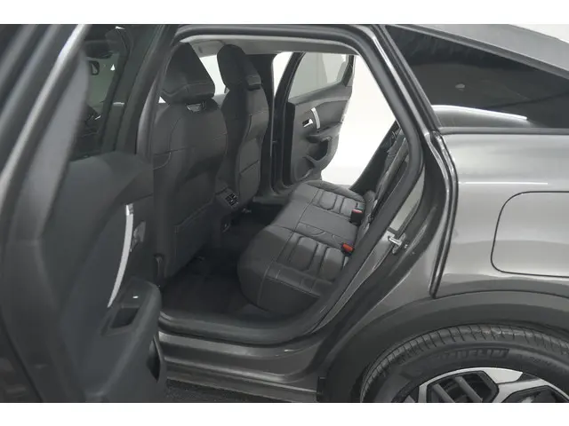 Citroën C4 Puretech 130 EAT8 Shine 2021 Benzine 30