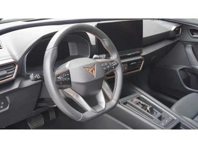CUPRA Formentor 1.4 e-Hybrid 204pk 2021 Hybride Benzine 25