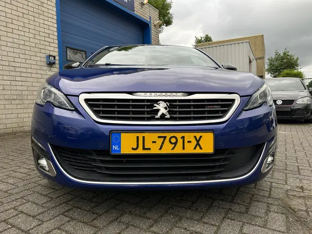 Peugeot 308 1.2 PureTech GT-line 2016 Benzine 4