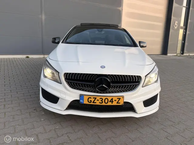 Mercedes-Benz CLA 180 Ambition Panoramadak 2015 Benzine 6