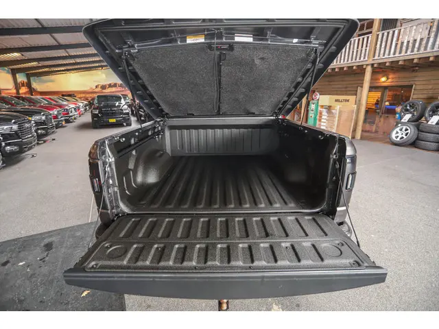 Dodge Ram 1500 5.7 V8 Limited 2024 LPG/Gas 15