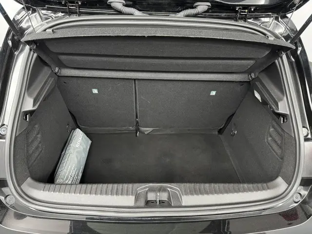Renault Clio 1.0 TCe 90 Intens 2022 Benzine 44