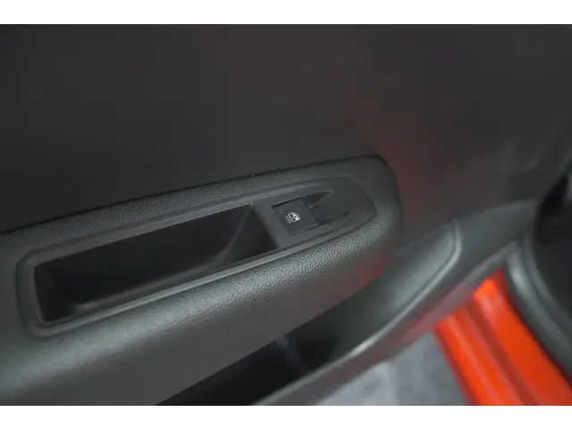 Renault Clio TCe 90 GPF techno 2024 Benzine 27