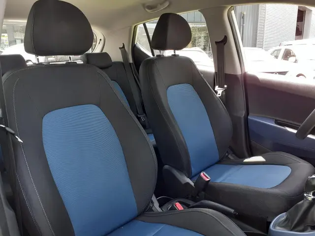 Hyundai i10 1.0i Go! *5drs*NAVI*airco*radio/CD* 2014 Benzine 9