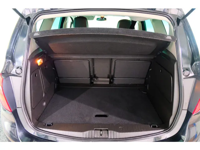 Opel Meriva 1.4 Turbo Cosmo 2013 Benzine 25