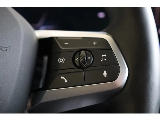 BMW iX1 eDrive20 2024 Elektrisch 26