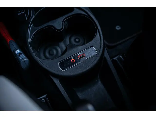 Fiat 500C 0.9 TwinAir Turbo Sport 2017 Benzine 47