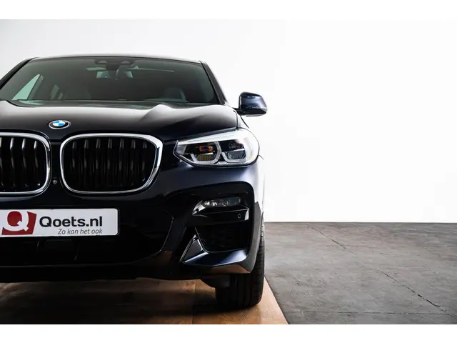 BMW X4 xDrive20i 2020 Benzine 24