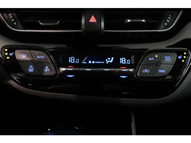 Toyota C-HR 2.0 Hybrid GR Sport 2021 Hybride Benzine 33