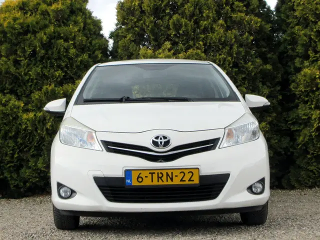 Toyota Yaris 1.3 VVT-i Comfort*Airco* 2013 Benzine 6