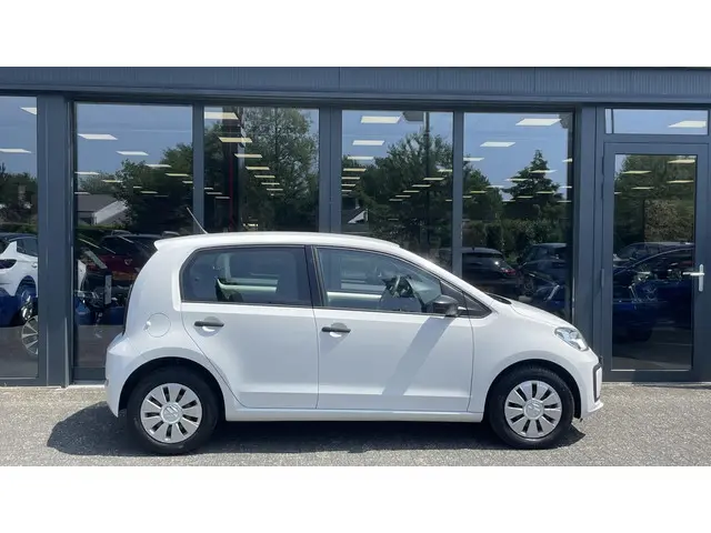Volkswagen up! 1.0 BMT take up! 2017 Benzine 13