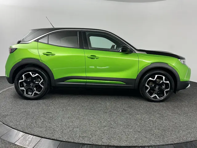 Opel Mokka-e Ultimate 50-kWh 11kw bl. 2023 Elektrisch 20