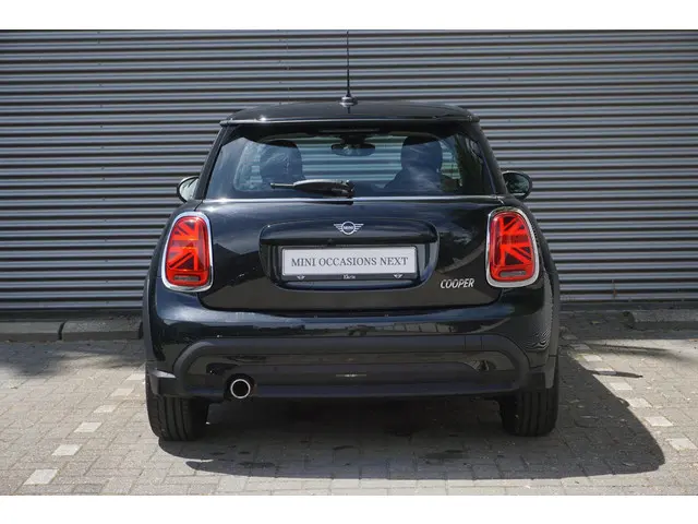 MINI 3-Deurs Cooper C 2022 Benzine 5