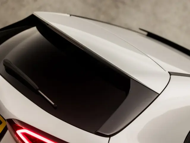 Mercedes-Benz A-Klasse 180 AMG Sport 2019 Benzine 39