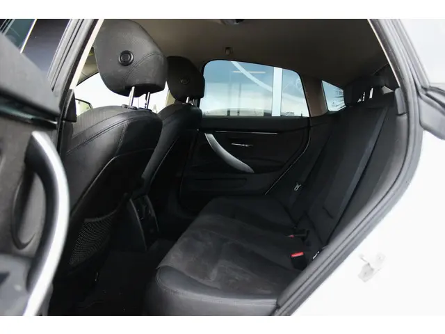 BMW 4 Serie Gran Coupé 420i M Sport 2016 Benzine 19