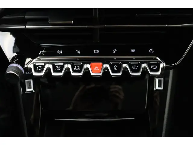 Peugeot 2008 1.2 PureTech Allure Pack 2022 Benzine 29