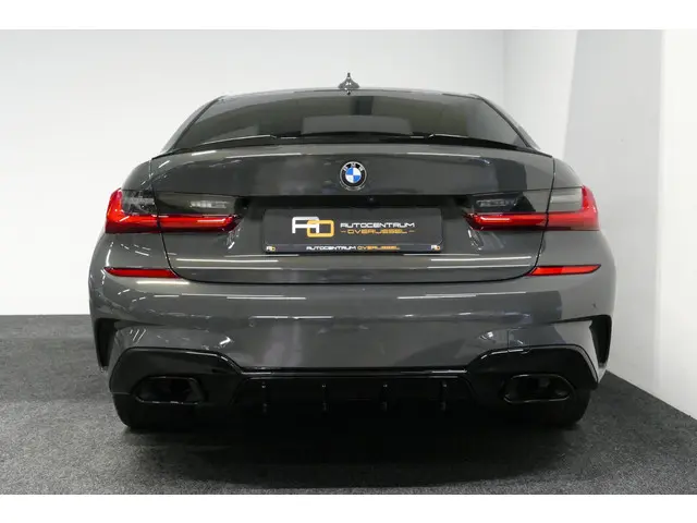 BMW 3 Serie 330e xDrive M Sport 2021 Hybride Benzine 21
