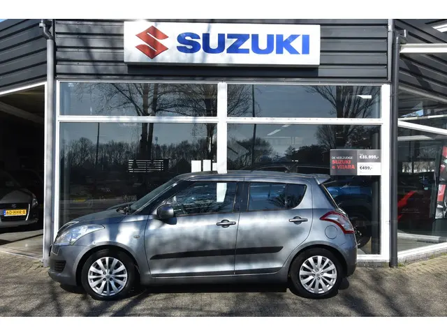 Suzuki Swift 1.2 Bandit EASSS 2013 Benzine 2
