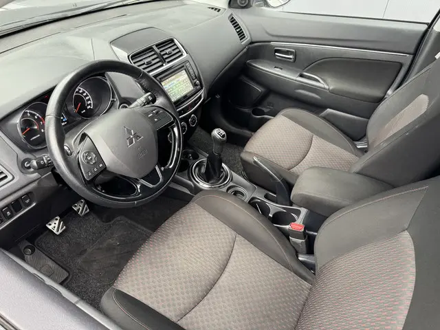 Mitsubishi ASX 1.6 Cleartec Intense 2017 Benzine 22