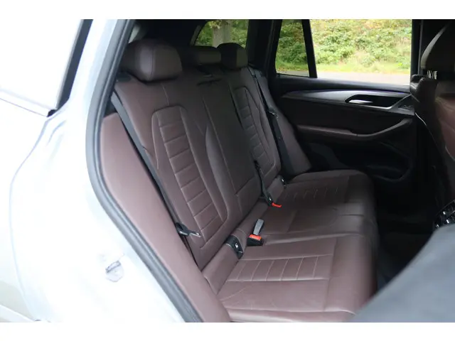 BMW X3 M40i xDrive High Executive 2018 Benzine 39