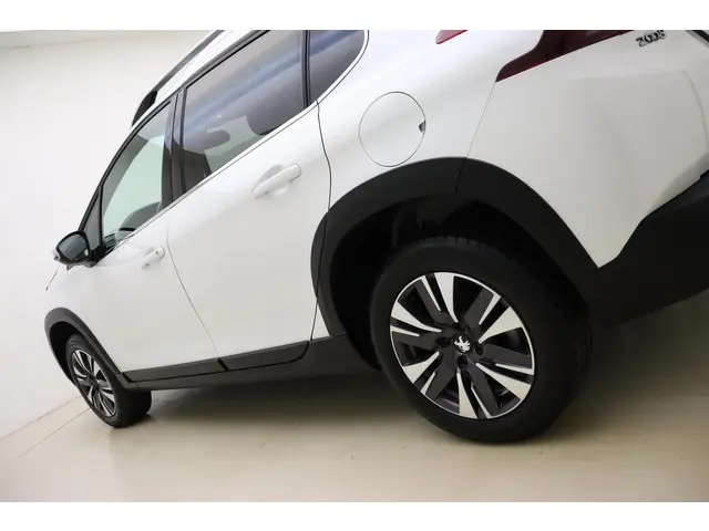 Peugeot 2008 1.2 PureTech Allure 2019 Benzine 18