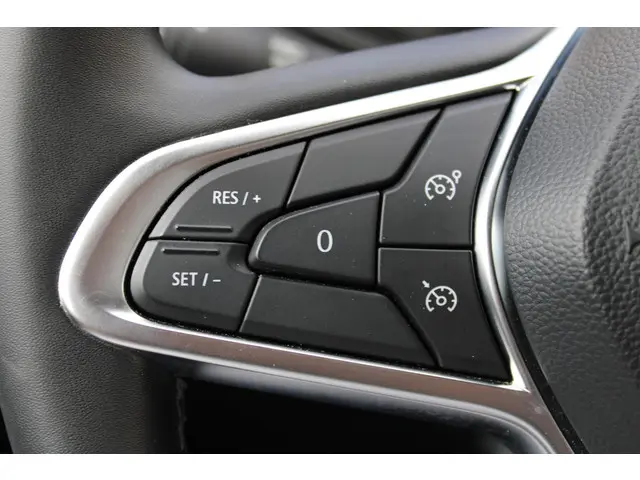 Renault Clio TCe 90 Equilibre 2023 Benzine 19