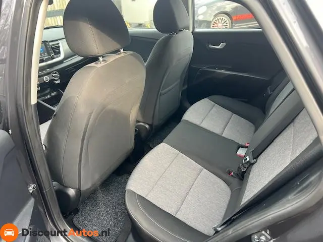 Kia Stonic 1.0 T-GDi DynamicLine 2020 Benzine 10