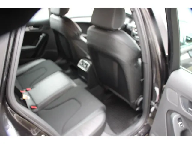 Audi A4 Avant 1.8 TFSI Pro Line S 2013 Benzine 10
