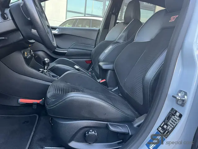 Ford Fiesta 1.5 EcoBoost ST-3|Launch|NAP 2019 Benzine 14