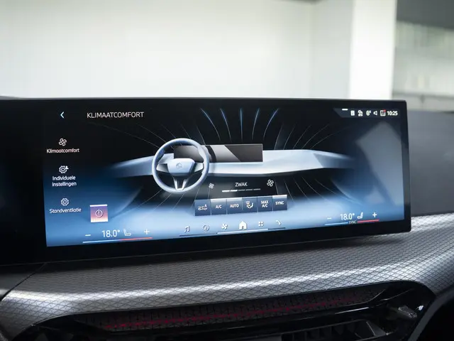 BMW 3 Serie Touring 320i 2025 Benzine 28