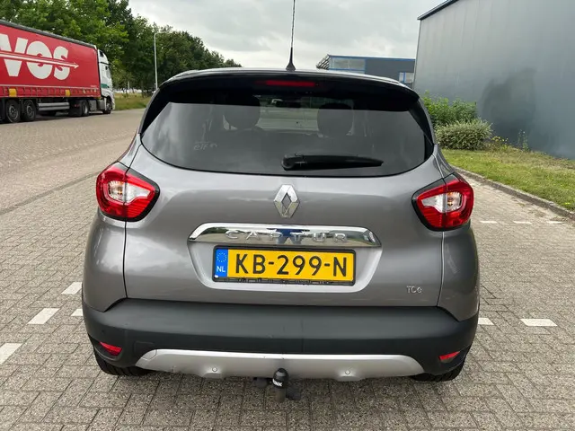 Renault Captur 1.2 TCe Helly Hansen Automaat 2015 Benzine 4