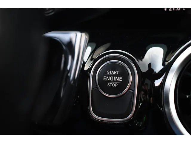 Mercedes-Benz GLA 250 e AMG 2021 Hybride Benzine 69