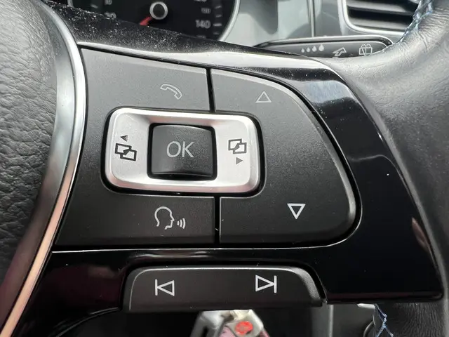 Volkswagen e-Golf e-Golf 2017 Elektrisch 16