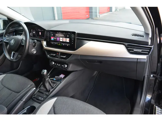 Škoda Scala 1.0 TSI Business Edition 2019 Benzine 38