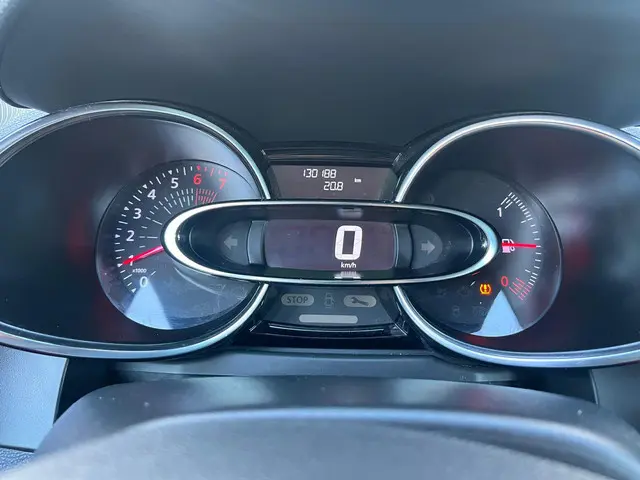 Renault Clio Estate 0.9 TCe Intens 2018 Benzine 13