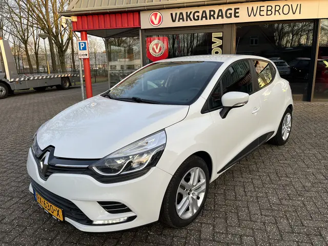 Renault Clio 0.9 TCe Zen Inclusief Beurt 2017 Benzine 3