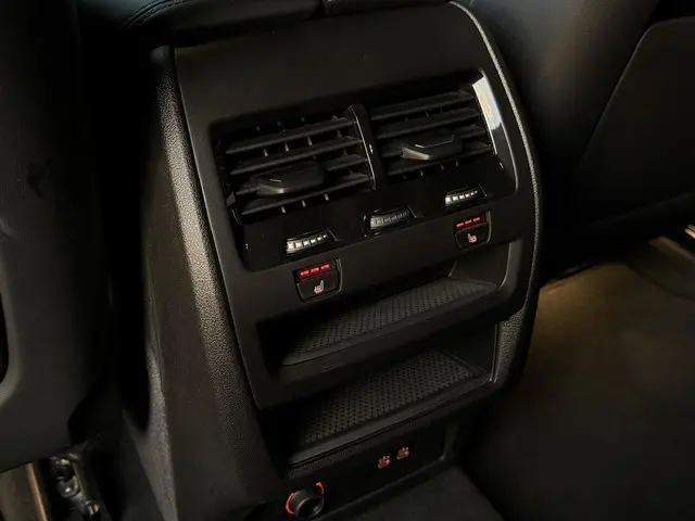 BMW X5 xDrive50e M SPORT 2023 Hybride Benzine 39