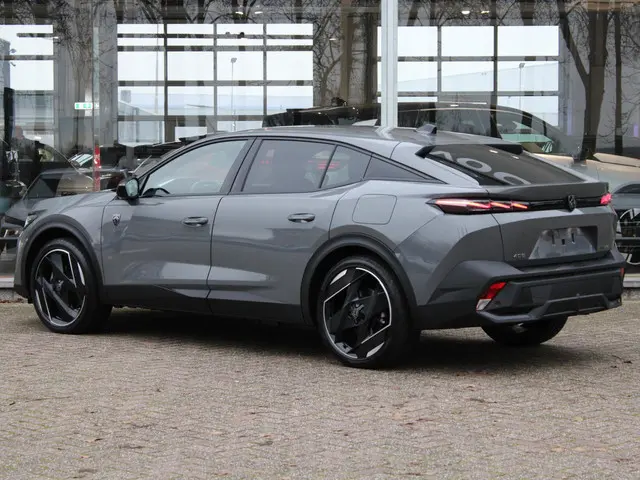 Peugeot 408 1.6 HYbrid 225 EAT8 GT 2025 Hybride Benzine 2