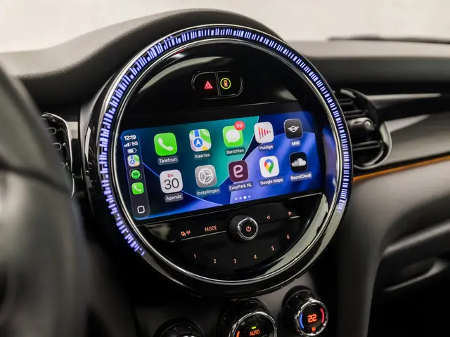 MINI Cooper Mini 1.5 Camden Sport 2022 Benzine 9