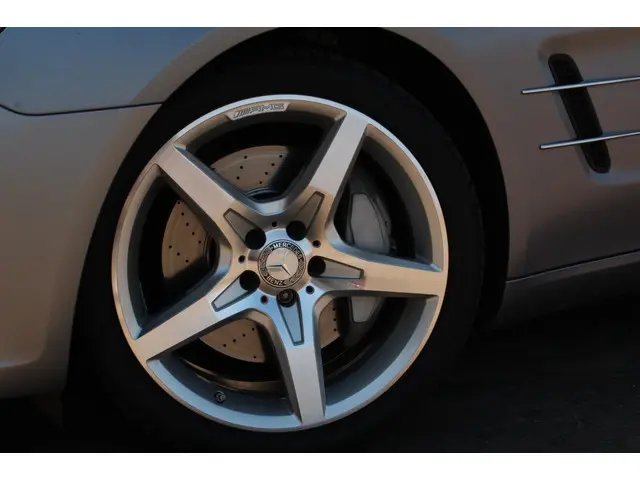 Mercedes-Benz SL 500 2012 Benzine 2