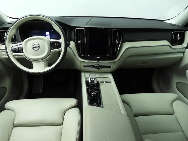 Volvo XC60 2.0 B4 Inscription 2022 Benzine 10