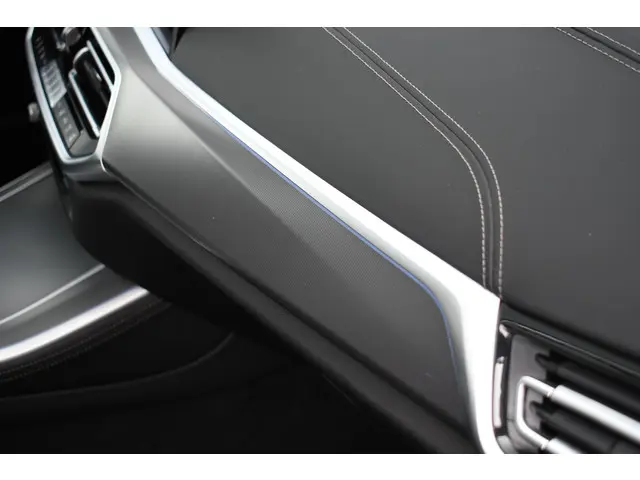 BMW X5 xDrive45e M-Sport 2022 Hybride Benzine 63