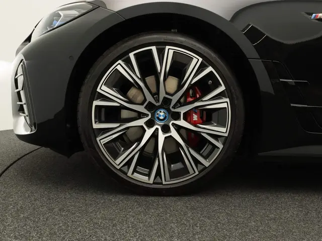 BMW i4 M50 84 kWh 2024 Elektrisch 6