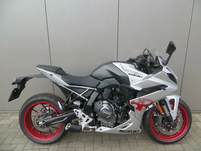 Suzuki GSX GSX-8R 2024 Benzine