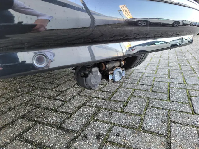 Renault Clio Estate 0.9 TCe Limited 2019 Benzine 35