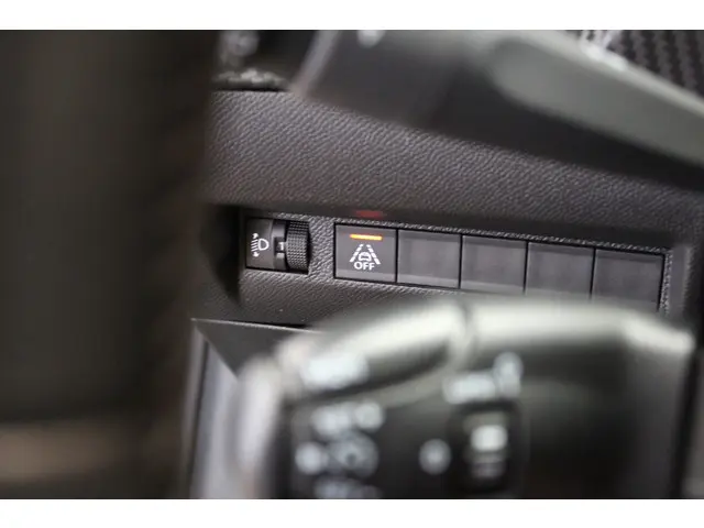 Peugeot 208 1.5 BlueHDi Blue Lease Allure 2020 Diesel 34