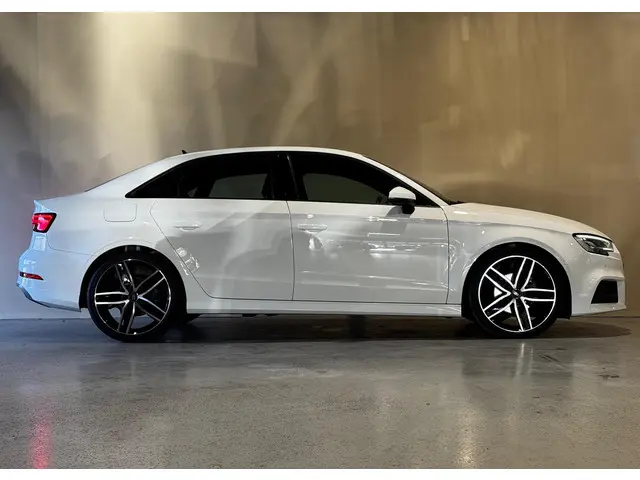 Audi A3 Limousine 1.5 TFSI S Line Edition 2019 Benzine 7